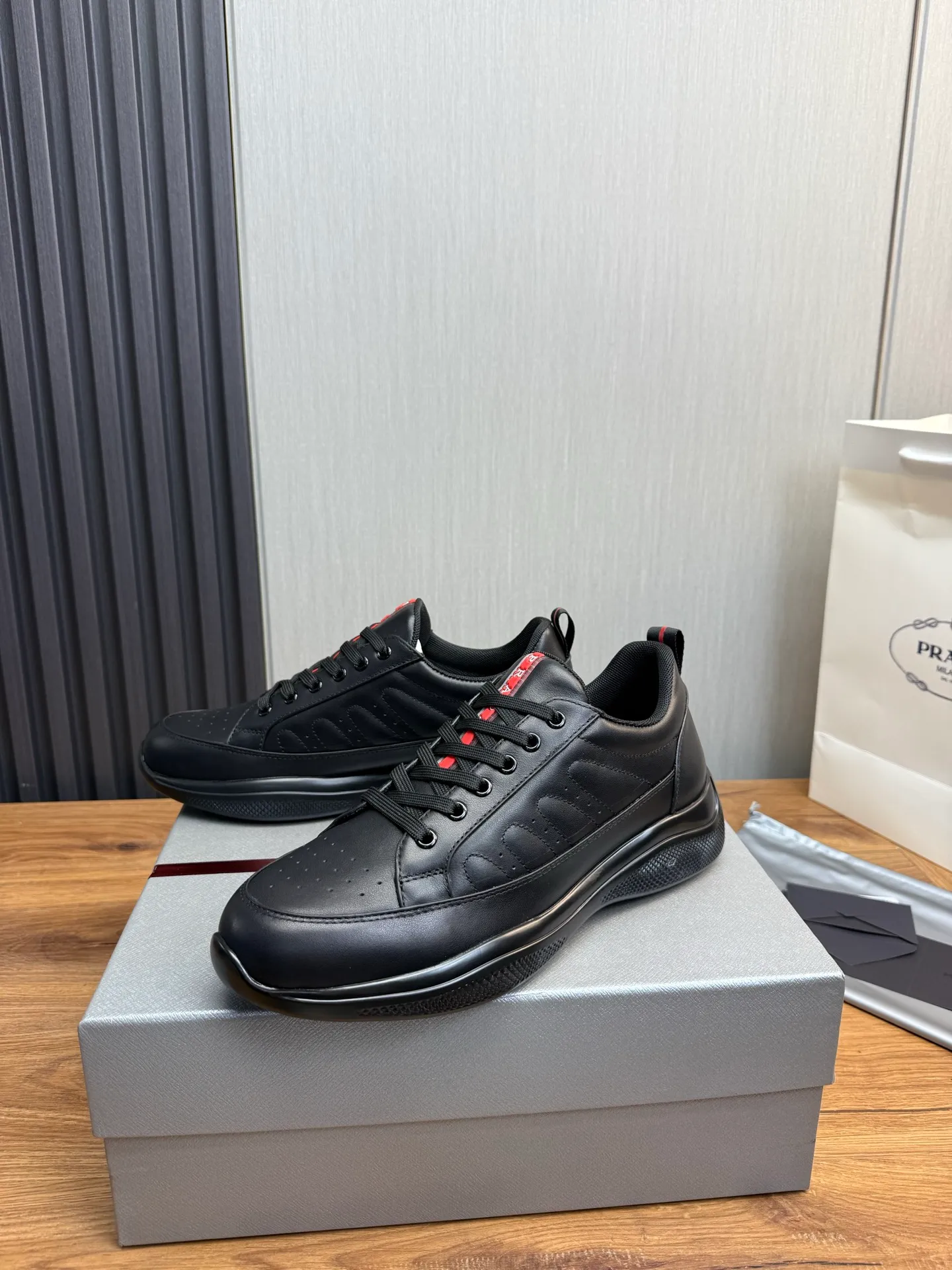 Men's shoes 580💰 [PRADA] Men's shoes are popular in the counter, official website synchronization, 1 high-quality shipment ✔️Original cowhide + cowhide lining, 1🆚1 replica, original sole, 38-45 (45 customized, non-refundable)